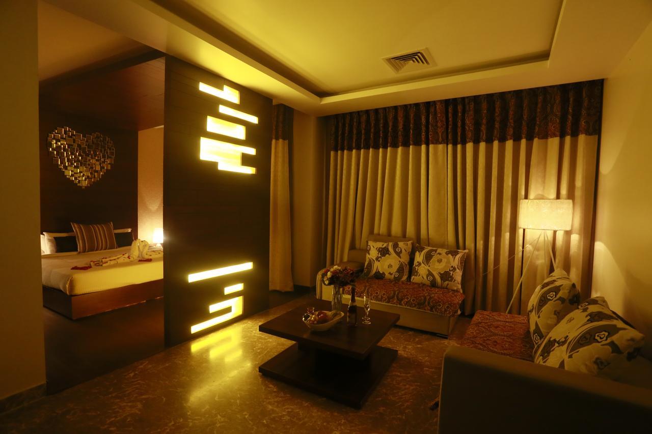 Hotel Alleviate Agra  Buitenkant foto