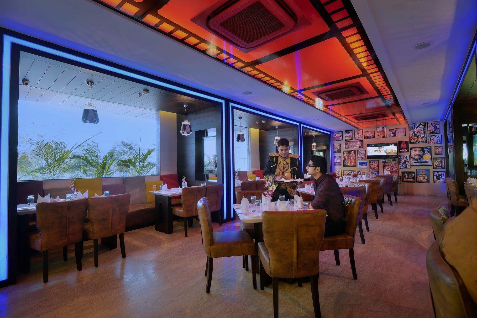 Hotel Alleviate Agra  Buitenkant foto