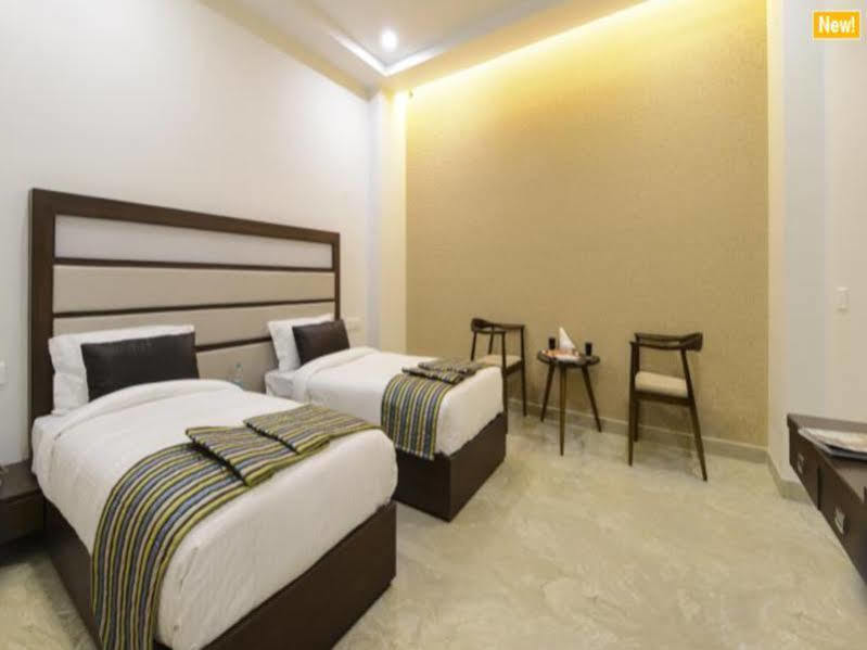 Hotel Alleviate Agra  Buitenkant foto